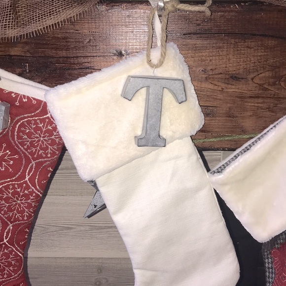 Tin Letter Ornaments/Stalking Initials - Picture 3 of 6